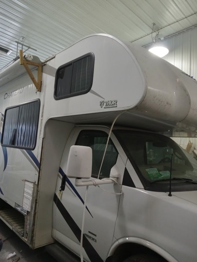 RV fiberglass repair